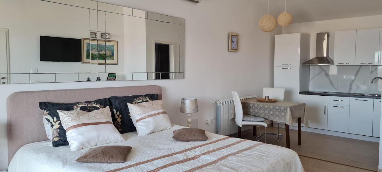 Beautyful Sea View 6 Luxury Studio Danijela Senj  Ngoại thất bức ảnh